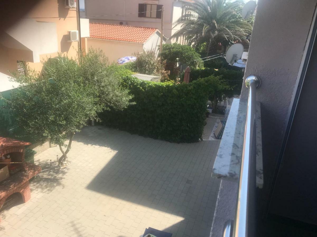 Apartman Petra 2 Vir Exterior foto